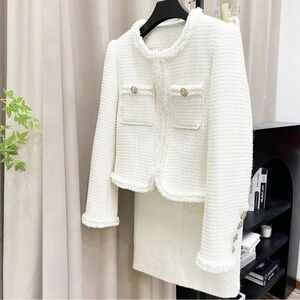 Elegant White Tweed Jacket and Skirt Set